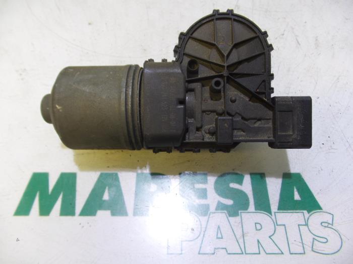 Front wiper motor Peugeot 206 1.4 XR,XS,XT,Gentry 0390241523 BOSCH