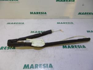 Used Roof curtain airbag, left Peugeot 207/207+ (WA/WC/WM) 1.6 16V Price € 25,00 Margin scheme offered by Maresia Parts