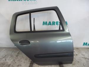 Used Rear door 4-door, right Renault Clio II (BB/CB) 1.4 16V Price € 85,00 Margin scheme offered by Maresia Parts
