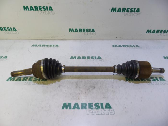 Front drive shaft, left from a Citroën Jumper (U9) 2.2 HDi 120 Euro 4 2010