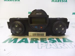 Used Heater control panel Renault Scénic II (JM) 1.6 16V Price € 30,00 Margin scheme offered by Maresia Parts