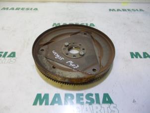 Used Flywheel Peugeot 407 SW (6E) 2.0 HDiF 16V Price € 75,00 Margin scheme offered by Maresia Parts