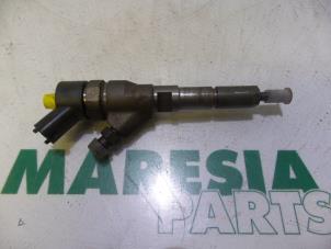 Usagé Injecteur (diesel) Peugeot 406 Break (8E/F) 2.0 HDi 90 Prix € 50,00 Règlement à la marge proposé par Maresia Parts