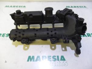 Used Rocker cover Peugeot 206 SW (2E/K) 1.4 HDi Price € 60,00 Margin scheme offered by Maresia Parts