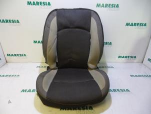 Used Seat upholstery, left Peugeot 206 Price € 75,00 Margin scheme offered by Maresia Parts