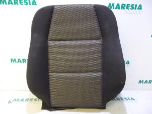 Usados Tapizado asiento derecha Peugeot 307 (3A/C/D) 1.6 16V Precio € 50,00 Norma de margen ofrecido por Maresia Parts