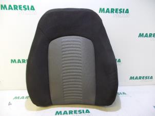 Usagé Revêtement siège gauche Fiat Grande Punto (199) 1.4 Prix € 50,00 Règlement à la marge proposé par Maresia Parts