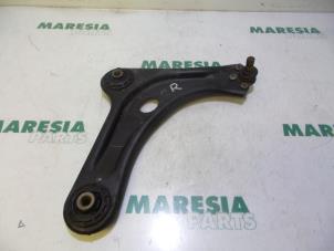 Used Front lower wishbone, right Citroen C3 Pluriel (HB) 1.6 16V Price € 25,00 Margin scheme offered by Maresia Parts