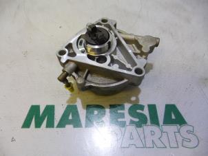 Używane Pompa prózniowa (Diesel) Alfa Romeo 159 Sportwagon (939BX) 1.9 JTDm Cena € 50,00 Procedura marży oferowane przez Maresia Parts