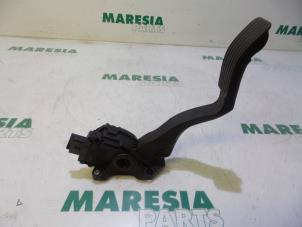 Used Throttle pedal position sensor Peugeot 308 (4A/C) 1.6 16V THP Autom. Price € 20,00 Margin scheme offered by Maresia Parts