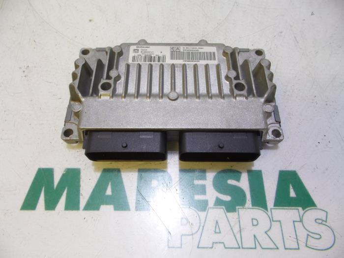 Used Automatic gearbox computer Peugeot 308 (4A/C) 1.6 16V THP Autom. Price € 183,75 Margin scheme offered by Maresia Parts