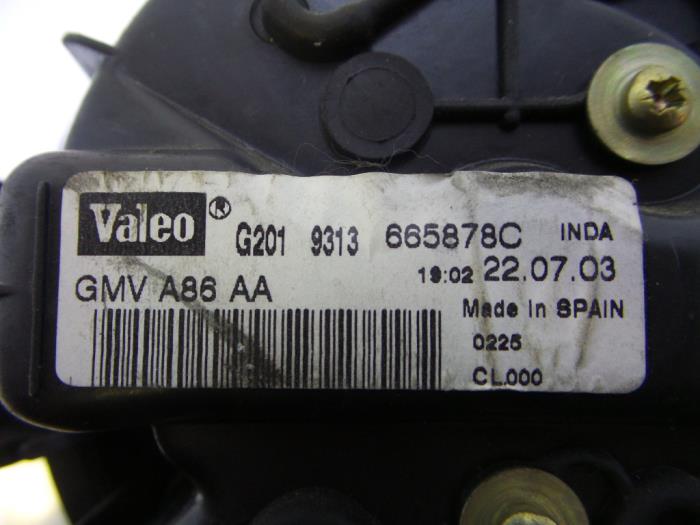 Heating and ventilation fan motor from a Citroën C3 Pluriel (HB) 1.6 16V 2003