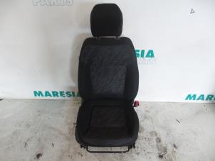 Used Seat, right Peugeot 3008 I (0U/HU) 1.6 HDiF 16V Price € 95,00 Margin scheme offered by Maresia Parts