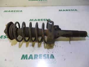 Used Front shock absorber rod, right Citroen C3 Pluriel (HB) 1.6 16V Price € 40,00 Margin scheme offered by Maresia Parts