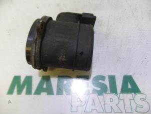 Used Airflow meter Peugeot 3008 I (0U/HU) 1.6 HDiF 16V Price € 25,00 Margin scheme offered by Maresia Parts