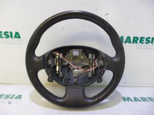 Used Steering wheel Renault Scénic II (JM) 1.6 16V Price € 25,00 Margin scheme offered by Maresia Parts