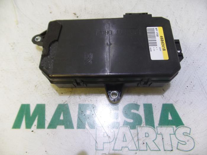 Usagé Ordinateur divers Fiat Idea (350AX) 1.4 16V Prix € 65,00 Règlement à la marge proposé par Maresia Parts