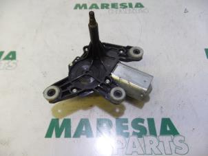 Used Rear wiper motor Fiat Doblo Cargo (263) 1.3 MJ 16V DPF Euro 5 Price € 25,00 Margin scheme offered by Maresia Parts
