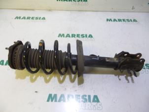 Used Front shock absorber rod, left Fiat Doblo Cargo (263) 1.3 MJ 16V DPF Euro 5 Price € 75,00 Margin scheme offered by Maresia Parts