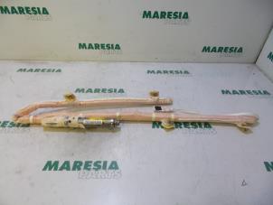Used Roof curtain airbag, right Citroen C4 Berline (NC) 1.6 16V VTi Price € 60,00 Margin scheme offered by Maresia Parts