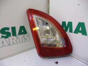 Used Taillight, left Renault Twingo II (CN) 1.2 16V Price € 25,00 Margin scheme offered by Maresia Parts