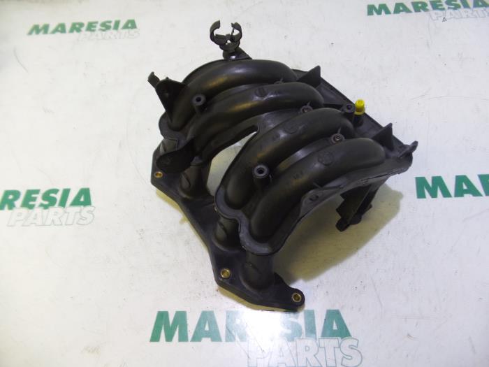 Gebrauchte Ansaugbrugge Citroen C2 (JM) 1.1 Preis € 35,00 Margenregelung angeboten von Maresia Parts
