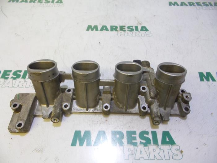 Gebrauchte Ansaugbrugge Fiat Punto II (188) 1.8 HGT 16V Preis € 157,50 Margenregelung angeboten von Maresia Parts