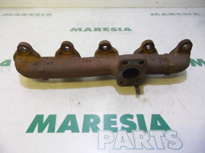 Gebrauchte Abgaskrümmer Peugeot Partner (GC/GF/GG/GJ/GK) 1.6 HDI 90 16V Preis € 30,19 Mit Mehrwertsteuer angeboten von Maresia Parts