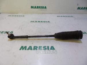 Used Tie rod, right Fiat Grande Punto (199) 1.4 T-Jet 16V Price € 25,00 Margin scheme offered by Maresia Parts