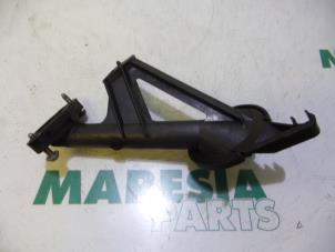 Used Oil pump Peugeot 3008 I (0U/HU) 1.6 HDiF 16V Price € 20,00 Margin scheme offered by Maresia Parts