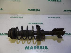 Used Front shock absorber rod, right Fiat Stilo (192A/B) 1.2 16V 3-Drs. Price € 40,00 Margin scheme offered by Maresia Parts