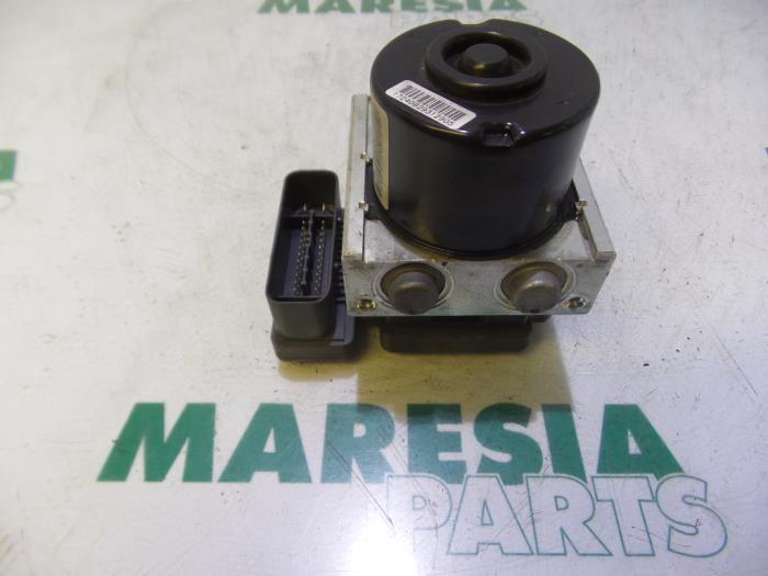 Used ABS pump Peugeot 207 SW (WE/WU) 1.4 16V Vti Price € 210,00 Margin scheme offered by Maresia Parts