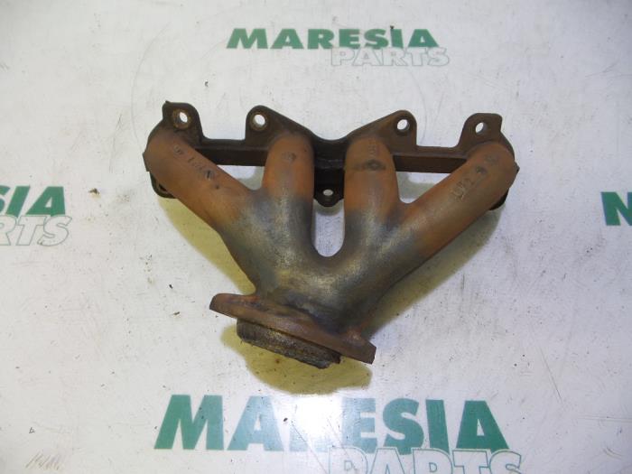 Gebrauchte Abgaskrümmer Renault Twingo (C06) 1.2 Preis € 29,95 Margenregelung angeboten von Maresia Parts