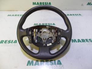 Używane Kierownica Renault Scénic II (JM) 1.5 dCi 105 FAP Cena € 25,00 Procedura marży oferowane przez Maresia Parts