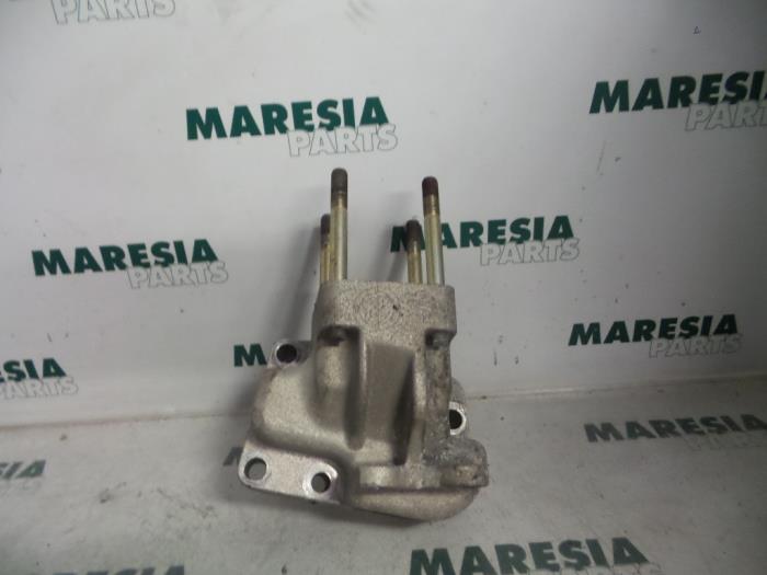 Used Engine mount Fiat Punto II (188) 1.2 60 S 5-Drs. Price € 20,00 Margin scheme offered by Maresia Parts