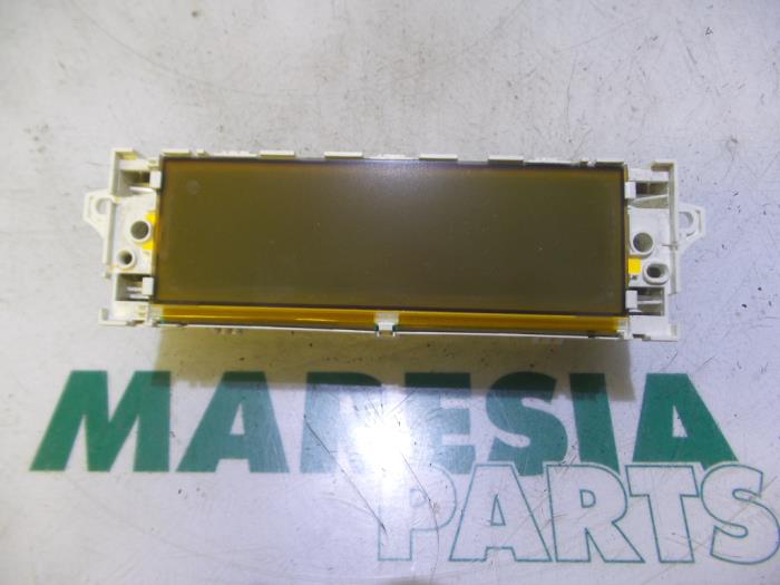 Begagnade Innerdisplay Citroen C4 Berline (LC) 1.6 16V Pris € 30,00 Marginaltabell erbjuds av Maresia Parts