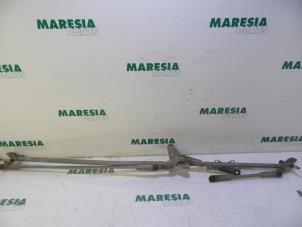 Used Wiper mechanism Citroen C4 Berline (LC) 1.6 16V Price € 50,00 Margin scheme offered by Maresia Parts