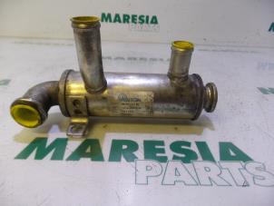Used Heat exchanger Peugeot 407 SW (6E) 1.6 HDiF 16V Price € 50,00 Margin scheme offered by Maresia Parts