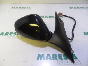 Used Wing mirror, right Alfa Romeo 159 (939AX) 3.2 JTS V6 24V Q4 Price € 131,25 Margin scheme offered by Maresia Parts