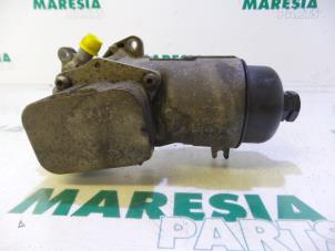 Usagé Support filtre à huile Peugeot 308 (4A/C) 1.6 HDi 16V Prix € 50,00 Règlement à la marge proposé par Maresia Parts