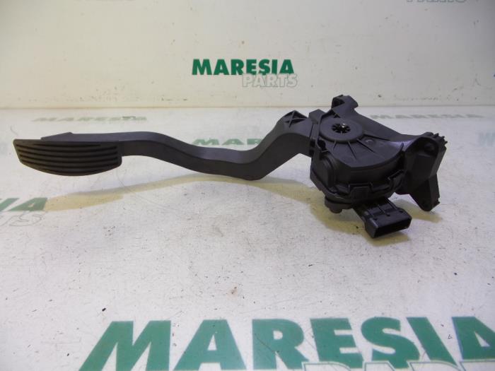 Begagnade Gaspedalsensor Alfa Romeo Giulietta (940) 1.4 TB 16V MultiAir Pris € 34,00 Marginaltabell erbjuds av Maresia Parts
