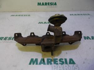 Used Exhaust manifold Citroen C8 (EA/EB) 2.0 HDi 16V Price € 75,00 Margin scheme offered by Maresia Parts