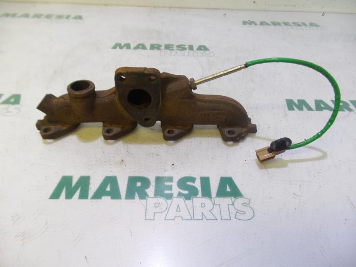 Gebrauchte Abgaskrümmer Renault Clio III (BR/CR) 1.5 dCi FAP Preis € 75,00 Margenregelung angeboten von Maresia Parts