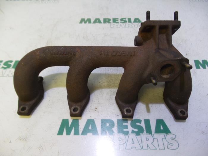 Gebrauchte Abgaskrümmer Peugeot Boxer (244) 2.8 HDi 127 Preis € 105,00 Margenregelung angeboten von Maresia Parts