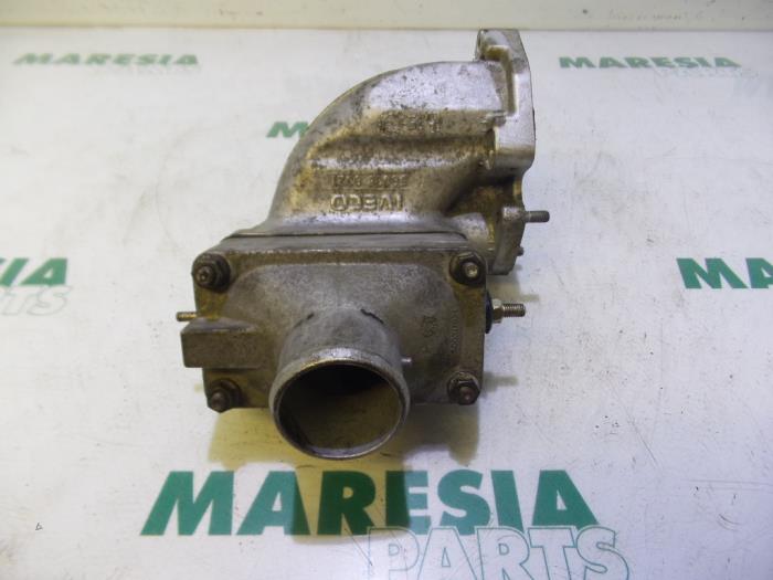 Intake manifold from a Peugeot Boxer (244) 2.8 HDi 127 2004