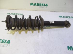 Used Front shock absorber rod, right Peugeot 407 SW (6E) 2.0 16V Price € 45,00 Margin scheme offered by Maresia Parts