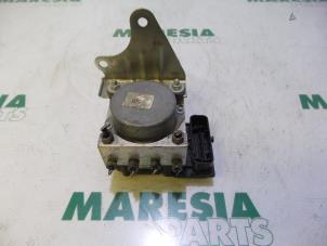 Usagé Pompe ABS Fiat 500 (312) 1.2 69 Prix € 40,00 Règlement à la marge proposé par Maresia Parts