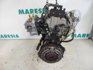 Motor van een Renault Clio III (BR/CR) 1.2 16V TCe 100 2010