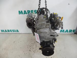 Motor van een Renault Clio III (BR/CR) 1.2 16V TCe 100 2010