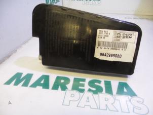 Used Seat airbag (seat) Peugeot 607 (9D/U) 2.0 16V Price € 25,00 Margin scheme offered by Maresia Parts
